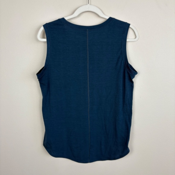 North Face High Neck Tank Top in Marine Navy - Size Medium - Picture 4 of 4